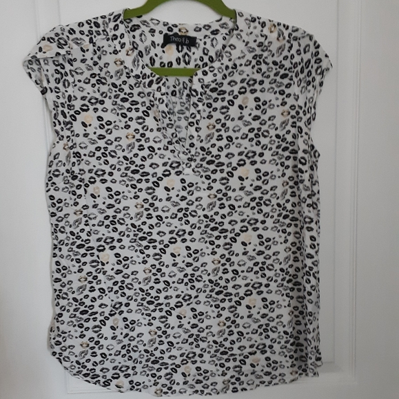 Lips blouse - Picture 1 of 2